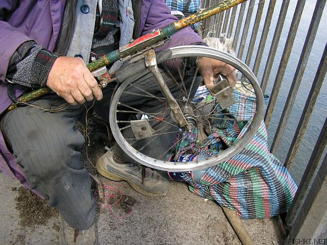 http://ru.fishki.net/picsw/062008/09/prislannoe/sns_zp.JPG