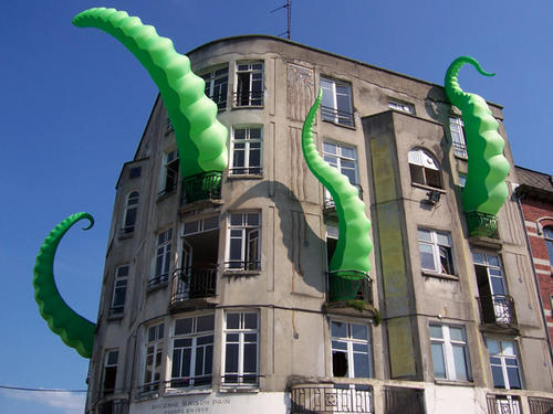 http://craphound.com/images/octo_pied_building_by_FilthyLuker.jpg
