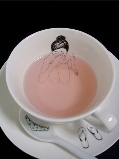 http://www.likecool.com/Gear/Design/Nude%20Tea%20Set/Nude-Tea-Set.jpg