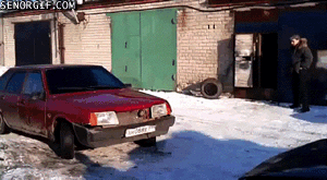 http://ipic.su/img/img3/fs/gifki-vedro-s-gvozdyami-pesochnica-130756.1333350942.gif