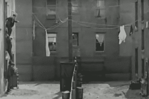 http://picsee.net/upload/2012-04-18/f7bb0e6bee02.gif