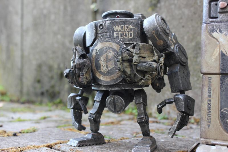 http://fc02.deviantart.net/fs71/f/2012/282/c/3/scrapped_gravedigger_heavy_bramble_by_rupertvalero-d5h9lj3.jpg